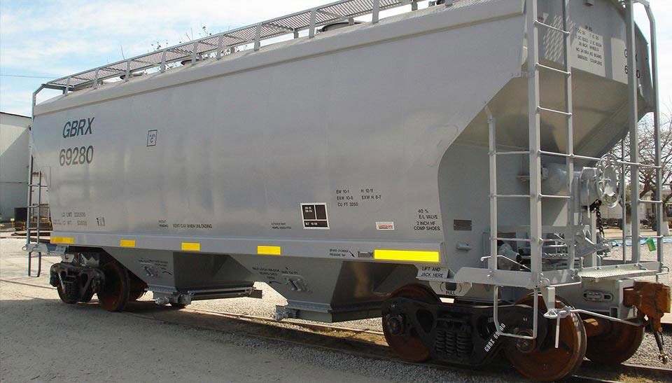 3250 Sand/Cement Covered Hopper